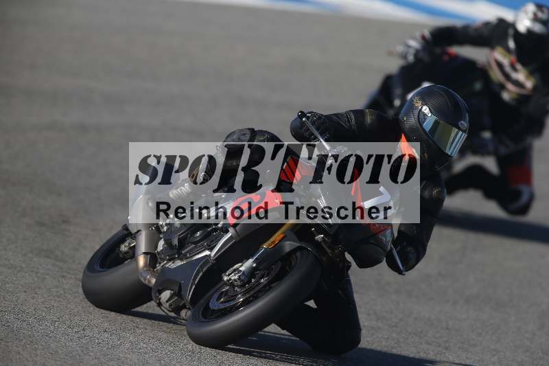 /01 26.-28.01.2024 Moto Center Thun Jerez/Gruppe gruen-green/77